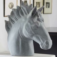 Pferdekopf in moderner Zement-Optik - Polystone - Epana von Gartentraum.de