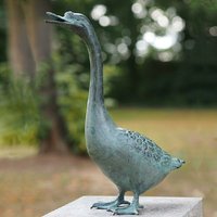 Robuste Bronze Gartenstatue Gans - Gans Ferdinand von Gartentraum.de