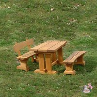 Sitzgruppe aus Holz für Kinder - Gartentisch und Bänke - Sitzgarnitur Little Lancelot / Douglasie von Gartentraum.de