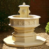 Stein Gartenbrunnen mit Löwenkopf Speier - Riva San Vitale / ohne Basis / Sand Stein Gartenbrunnen mit Löwenkopf Speier - Riva San Vitale / ohne Basis / Sand von Gartentraum.de