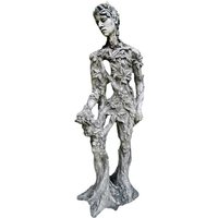 Stein Mannfigur im floralen Design - König der Natur / Antikgrau von Gartentraum.de