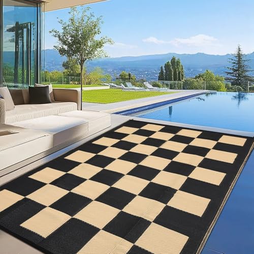 GarveeLife Outdoor-Teppich, wasserdicht, UV-beständig, Kunststoff, Strohteppich, tragbar, wendbar, Bodenmatte, modern, kariert, leicht, Campingteppich für Hinterhof, Deck, Balkon, Schwarz und Braun von GarveeLife
