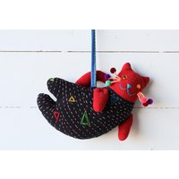 Handgemachte Schwarzer Stoff Katze Gefüllte Weich Mit Perlen Pompom Home Deco Flur Stich von GeeCeFa