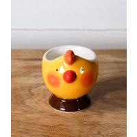 Handgemaltes Keramik Gelb Huhn Eierbecher Frühstück Serviergeschenk Osterei von GeeCeFa