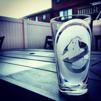 Ghostbusters/Handgeätztes 16Oz Pint Glas von GeekEmporiumNYC