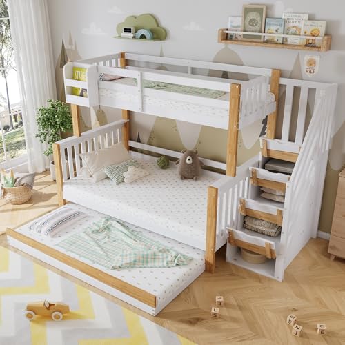 Gelukueub Etagenbett, Kinderbett, mit Fallschutz und Gitter, Entworfen mit DREI Bettpositionen, mit Rollbett, Spezielles Türverkleidungsdesign, Ecktreppe, Kiefer+MDF, Weiß+Natur, 90x200&120 * 200cm Gelukueub Etagenbett, Kinderbett, mit Fallschutz und Gitter, Entworfen mit DREI Bettpositionen, mit Rollbett, Spezielles Türverkleidungsdesign, Ecktreppe, Kiefer+MDF, Weiß+Natur, 90x200&120 * 200cm von Gelukueub