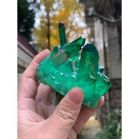 Aura Titan Grün Quarz Cluster/Kristall Galvanisierter Natürlicher Geschenk Chakra Specimen Zufällig Aus Dem Lagerbestand Auswählen von GemWholesaler