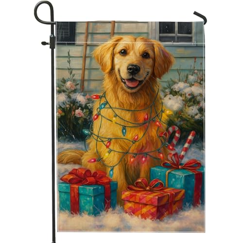 Festliche Winter-Gartenflagge Golden Retriever, gelber Hund mit Weihnachtsbeleuchtung und Geschenken, Outdoor-Dekoration, doppelseitiges Jute-Urlaubs-Rasenbanner 30,5 x 45,7 cm von Generic