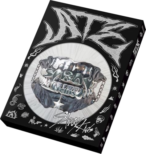 Generic - [Preorder-benefits] STRAY KIDS - ATE [Chk Chk Ver] 9th Mini Album CD-R+Photobook+Photocard+Mini Photobook+4-Cut Photo+Unit Photocard+Folded Poster+Sticker Pack von Generic