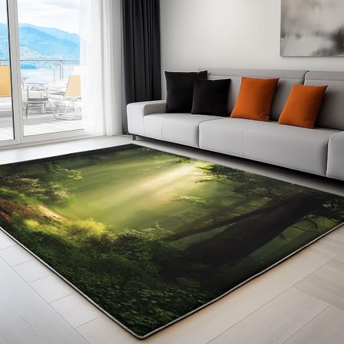 Rutschfester Teppich mit Natur Wald Licht Muster für das Wohnzimmer, Grün Weiche Bodenmatte, Kurzflorige, Flauschige, waschbare Bodenmatte, 140 x 200 cm Rutschfester Teppich mit Natur Wald Licht Muster für das Wohnzimmer, Grün Weiche Bodenmatte, Kurzflorige, Flauschige, waschbare Bodenmatte, 140 x 200 cm von Generic