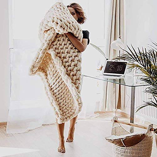 Schminkstuhl, handgefertigte, grob gestrickte Wolldecke für Schlafsofa oder Yogamatte, groß, 100 x 120 cm, weicher Überwurfteppich in Beige Schminkstuhl, handgefertigte, grob gestrickte Wolldecke für Schlafsofa oder Yogamatte, groß, 100 x 120 cm, weicher Überwurfteppich in Beige von Generic