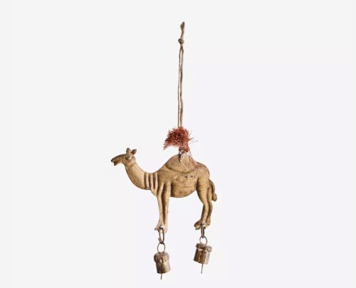 MADAM STOLTZ Kamel mit Glocken aus recyceltem Eisen Gold von Generico