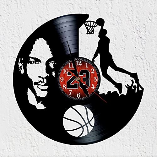 Schallplattenuhr aus Vinyl Große Uhr Der Beste Basketballspieler Aller Zeiten Wanddekoration Vinylscheibe von VINY WOODY