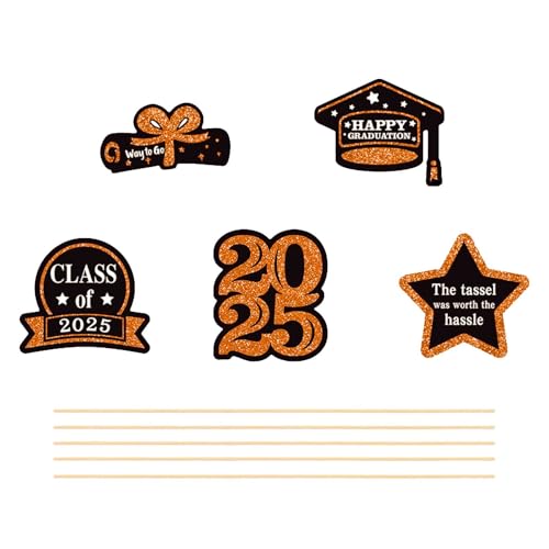 5Pcs 2025 Graduierung Party Zentren High School Klasse Mittelstück Vasendekorationen Fotohintergrund Desktop Tisch Blume Vase Sticks Cap Kuchen Topper Multifunktionaler Dekor Zubehör von Generisch