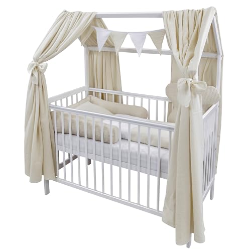 Baby Delux Babybett Komplett Set Hausbett 60x120 cm weiß Rausfallschutz Kinderbett Matratze Bettwäsche Deko Set (Musselin Himmel, Beige Musselin Waffelpique) von Generisch
