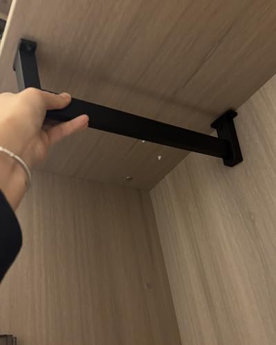 Garderobenstange zur Deckenmontage, robuste Aluminium-Schrankstange für platzsparende Kleidungsorganisation in Garderoben und Geschäften Garderobenstange zur Deckenmontage, robuste Aluminium-Schrankstange für platzsparende Kleidungsorganisation in Garderoben und Geschäften von Generisch