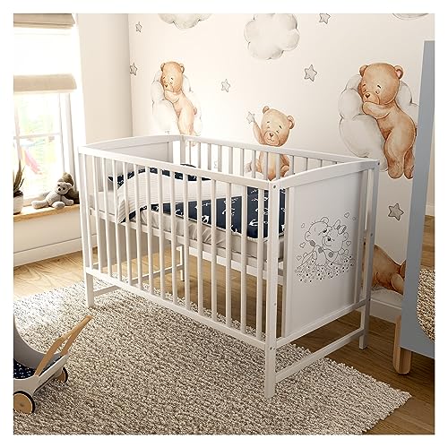 Generisch Baby Delux Babybett 60x120 weiß Kinderbett mit Aloe Vera Matratze höhenverstellbar mit Schlupfsprossen (Mia weiß) von Generisch