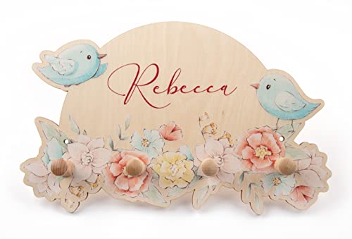 lunabee Kindergarderobe 'Birds' mit Wunschnamen. Personalisierte Wangarderobe mit vier Haken aus Birkenholz in Pastellfarben für verschiedene Kinderbekleidungsstücke von Generisch