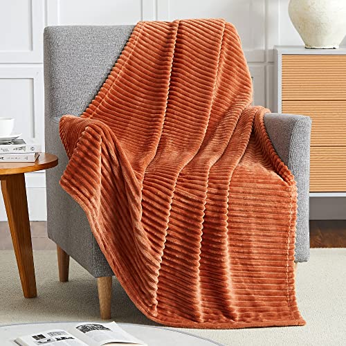 Geniospin Fleece-Überwurfdecke, 127x152.4 cm, 280 g/m² Terrakotta-Überwurf, gemütliche, leichte, langlebige Decke, Sofa, warm und atmungsaktiv (127x152.4 cm) von Geniospin