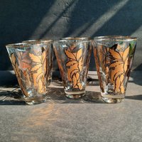 Vintage Dominion Glass Cocktailgläser 6Er Set, Goldblätter. Guter Zustand, Goldrand Ist Verblasst, Aber Das Design in Hervorragendem Zustand von GentlyLovedCA