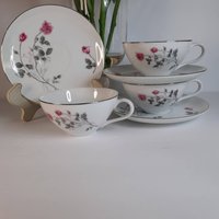Vintage Royal Darwood Teetassen Und Untertassen Made in Japan Nebelmuster, Weißes Porzellan Rosa Rosen, Silberner Rand, Graue Blätter von GentlyLovedCA
