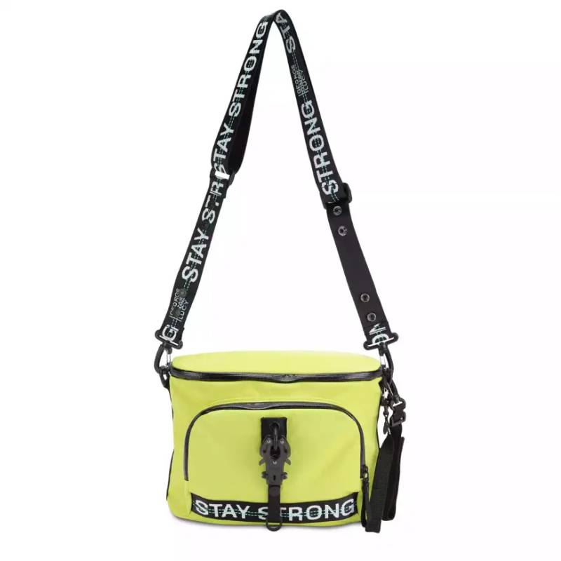 George Gina & Lucy Sweet Shorty Acid Yellow Wickeltasche Tasche Babytasche von George Gina & Lucy