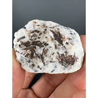 Brauner Astrophyllit Kristall Brauner Astrophyllit Kristall von GeorgiaGemDesign