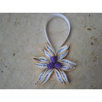 Quilled Weihnachtsbaumschmuck Goldenes Weißes Papierfiligran von GeorgianaArtAndStyle