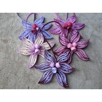 Quilling Weihnachtsornamente Shabby Chic Papier Filigree Set von GeorgianaArtAndStyle