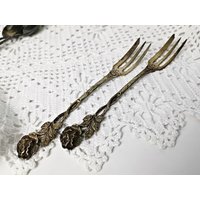 2 Silberne Kuchengabeln/835Er Silber Hildesheimer Rose Gebäck - Dessertgabeln Kleine Gabeln 2 Silberne Kuchengabeln/835Er Silber Hildesheimer Rose Gebäck - Dessertgabeln Kleine Gabeln von Gernewieder
