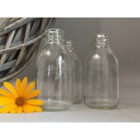 3 Kleine Glasflaschen Im Set/Vintage Flaschen Aus Klarglas 3Er Set Vasen von Gernewieder