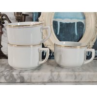 3 Vintage Kaffeetassen Mit Goldrand/Kaffeebecher Teetassen Tasse Alte Serie Brocante Ersatztassen 3 Vintage Kaffeetassen Mit Goldrand/Kaffeebecher Teetassen Tasse Alte Serie Brocante Ersatztassen von Gernewieder