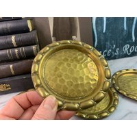 6 Untersetzer Aus Messing, Gehämmert/Kleine Messingteller Messinguntersetzer Ø 11, 5cm Metallwarenfabrik "Union" - Quedlinburg | Muq von Gernewieder