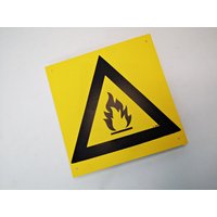 Achtung Feuer Offene Flamme - Schild Aus Den 80Er Jahren Kunststoff Industrial von Gernewieder