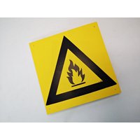 Achtung Feuer Offene Flamme - Schild Aus Den 80Er Jahren Kunststoff Industrial Achtung Feuer Offene Flamme - Schild Aus Den 80Er Jahren Kunststoff Industrial von Gernewieder