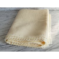 Gewebte Tischdecke/Tischtuch Crèmefarben Vintage Tischwäsche Crème Gewebte Tischdecke/Tischtuch Crèmefarben Vintage Tischwäsche Crème von Gernewieder