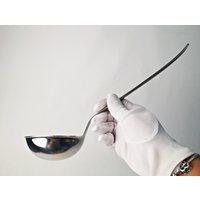 Große Vintage Suppenkelle/Edelstahl Schöpfkelle Soße Servierlöffel Kelle Große Vintage Suppenkelle/Edelstahl Schöpfkelle Soße Servierlöffel Kelle von Gernewieder