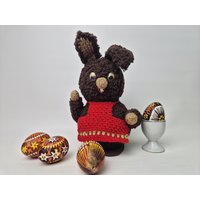 Lustiger Plüschiger Osterhase Mit Schürze Und Wackelaugen/Osterdeko Kuscheltier Vintage Handmade 24cm Hoch | 9.4" Lustiger Plüschiger Osterhase Mit Schürze Und Wackelaugen/Osterdeko Kuscheltier Vintage Handmade 24cm Hoch | 9.4" von Gernewieder