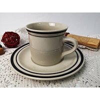 Tasse Mit Untertasse, Kaffeebecher, Stoneware, 80Er, Kaffeepot, Kakao, Tassentopf Tasse Mit Untertasse, Kaffeebecher, Stoneware, 80Er, Kaffeepot, Kakao, Tassentopf von Gernewieder