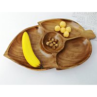 Vintage Anbietschale/Nussschale Geteilte Servierplatte Schale Holzschale Blattform Mid Century 50Er Danish Design von Gernewieder
