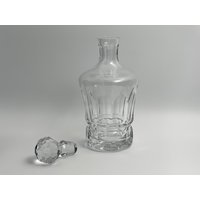 Vintage Karaffe Aus Geschliffenem Kristall/Glaskaraffe, Flasche Mit Deckel Kristallkaraffe Für Whisky Oder Liköre Decanter Die Bar Vintage Karaffe Aus Geschliffenem Kristall/Glaskaraffe, Flasche Mit Deckel Kristallkaraffe Für Whisky Oder Liköre Decanter Die Bar von Gernewieder