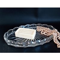 Vintage Seifenschale/Flache Schale Kleines Tablett Aus Kristall Seifenablage Schmuckteller von Gernewieder
