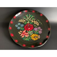 Vintage Wandteller/Gebrauchter Teller Aus Keramik Handgemaltes Stillleben Blumen Wandschmuck Schwarz Vintage Wandteller/Gebrauchter Teller Aus Keramik Handgemaltes Stillleben Blumen Wandschmuck Schwarz von Gernewieder