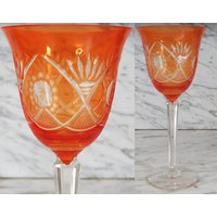 Vintage Weinglas Aus Kristall/Sammlerglas Solitaire Orangefarbenes Überfangglas Kristallglas von Gernewieder