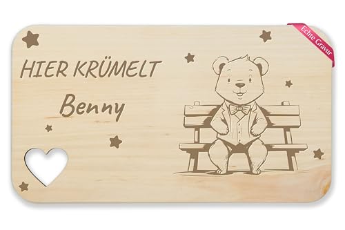 Frühstücksbrettchen Holz Herz - Hier krümelt Name Bär Bären Bear Geschenk - 22,5x12,5 - Holz von Geschenk mit Namen personalisiert by Shirtracer