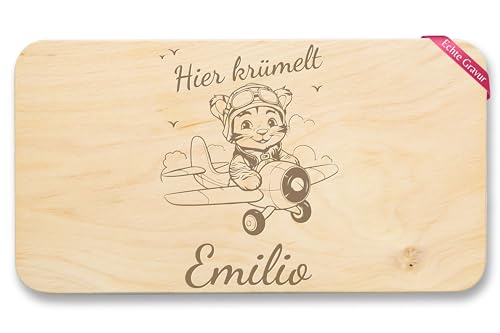 Frühstücksbrettchen Holz Natur - Frühstücksbrett Hier krümelt Name Tiger Flugzeug I Geschenk Frühstück - 22x12 - Holz - jausenbrett für kinder personalisierte geschenke holzbrett beschriften von Geschenk mit Namen personalisiert by Shirtracer