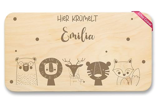 Frühstücksbrettchen Holz Natur - Tiere - Hier krümelt Name mit Tieren I Bär I Löwe I Reh I Tiger I Fuchs - 22x12 - Holz - kinderbrettchen personalisierte geschenke kinder tier lions brettchen von Geschenk mit Namen personalisiert by Shirtracer