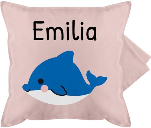 Kissenbezug - Kinder Kissen Mädchen Name - Süßer Delfin - 50 x 50 cm - Hellrosa - bezug kinderzimmer personalisierte Geschenke Kind kuschelkissen sofakissen zierkissen kopfkissen gurli delfinen von Geschenk mit Namen personalisiert by Shirtracer