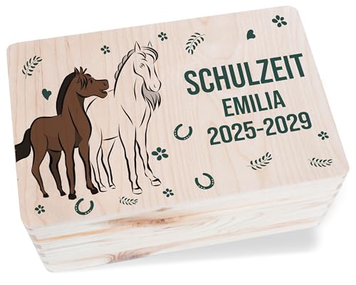 Holzkiste Erinnerungsbox - Einschulung - Schulzeit Mädchen Erinnerungen Pferde | Geschenk Mädchen Schulanfang | 1. Schuljahr Erinnerung Geschenk Mädchen - 30 x 20 x 14 - Holz von Geschenk mit Namen personalisiert by Shirtracer