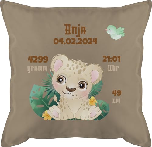 Kissen 50x50 - Zur Geburt - Geburtsgeschenk Löwin Datum Gewicht Uhrzeit Größe - 50 x 50 cm - Beige - Schwangerschaft Baby Babygeschenk füllung Pregnancy Gifts personalisierte babygeschenke von Geschenk mit Namen personalisiert by Shirtracer